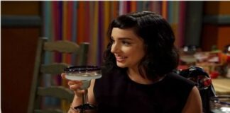 Molly Ephraim