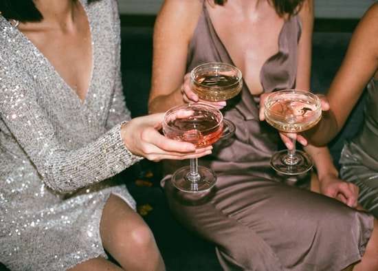 5 Tips for Choosing the Perfect Outfit for any Special Event