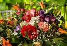 Online Flowers Delivery In Delhi