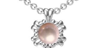 pearl pendant