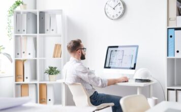 Basic Information on a Computer Architect Career Basic Information on a Computer Architect Career