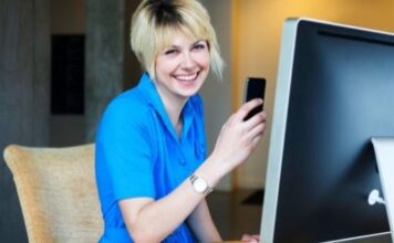 How You Can Split Your Screen in Windows? Guide 2023 how to take screenshots on a laptop
