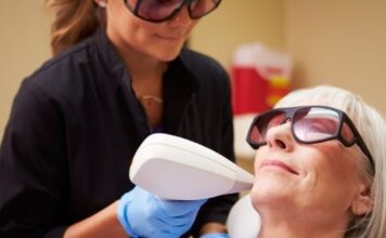 4 Top Rated Laser Treatments For Treating Acne Scars 4 Top Rated Laser Treatments For Treating Acne Scars