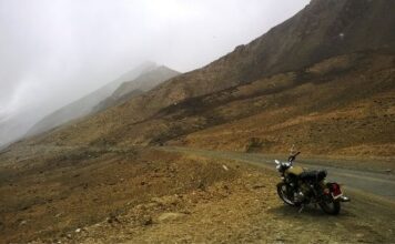 Top Treks To Do Near Ladakh Top Treks To Do Near Ladakh