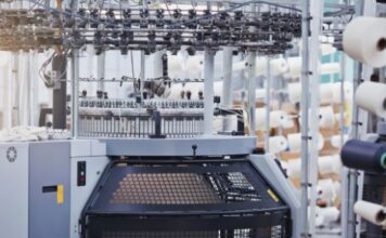 The Fabric Manufacturing Industry: Comparison Of Cotton And Linen fabric manufacturers