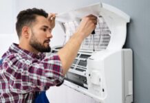 Contact an air conditioner repair expert in Houston, TX