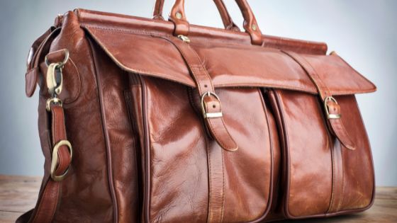 Instructions to Choose A Trendy Leather Bag For A New Academic Year