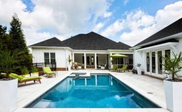 5 Reasons Cleaning Your Pool Regularly is Important 5 Reasons Cleaning Your Pool Regularly is Important