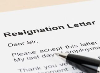 7 Expert Tips for Writing a Letter of Resignation in the Business World 7 Expert Tips for Writing a Letter of Resignation in the Business World