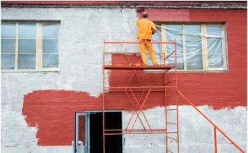 10 Benefits of Hiring Professional Commercial Painters